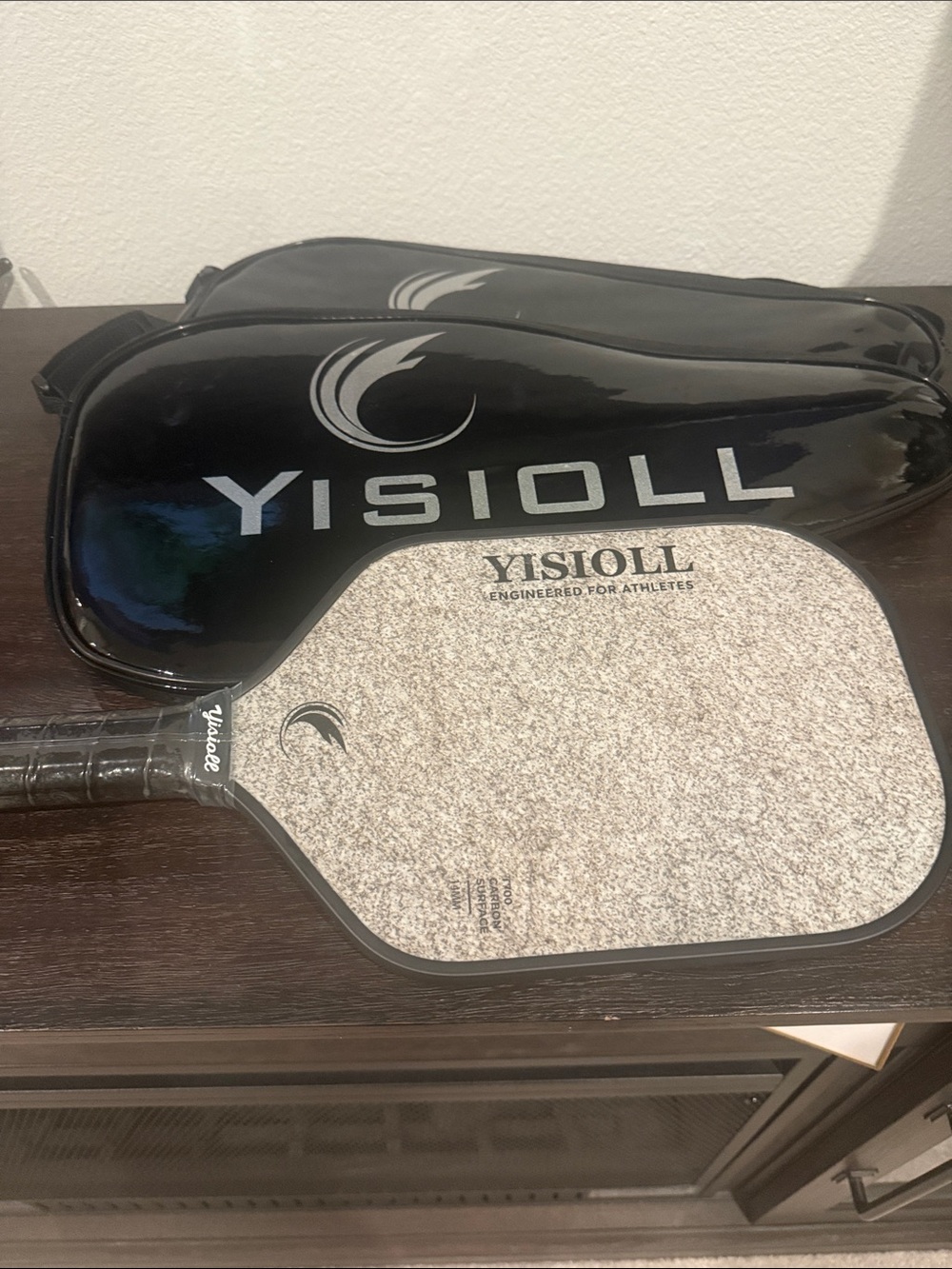 Gray and Black Pickleball Paddle with Protective Case T700 carbon surface  14mm